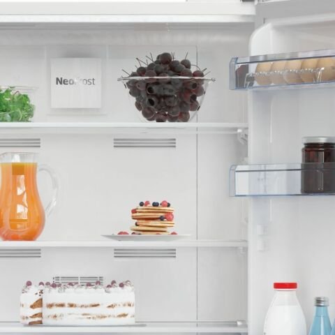 Beko Revizyonlu 684580 MB No Frost Buzdolabı